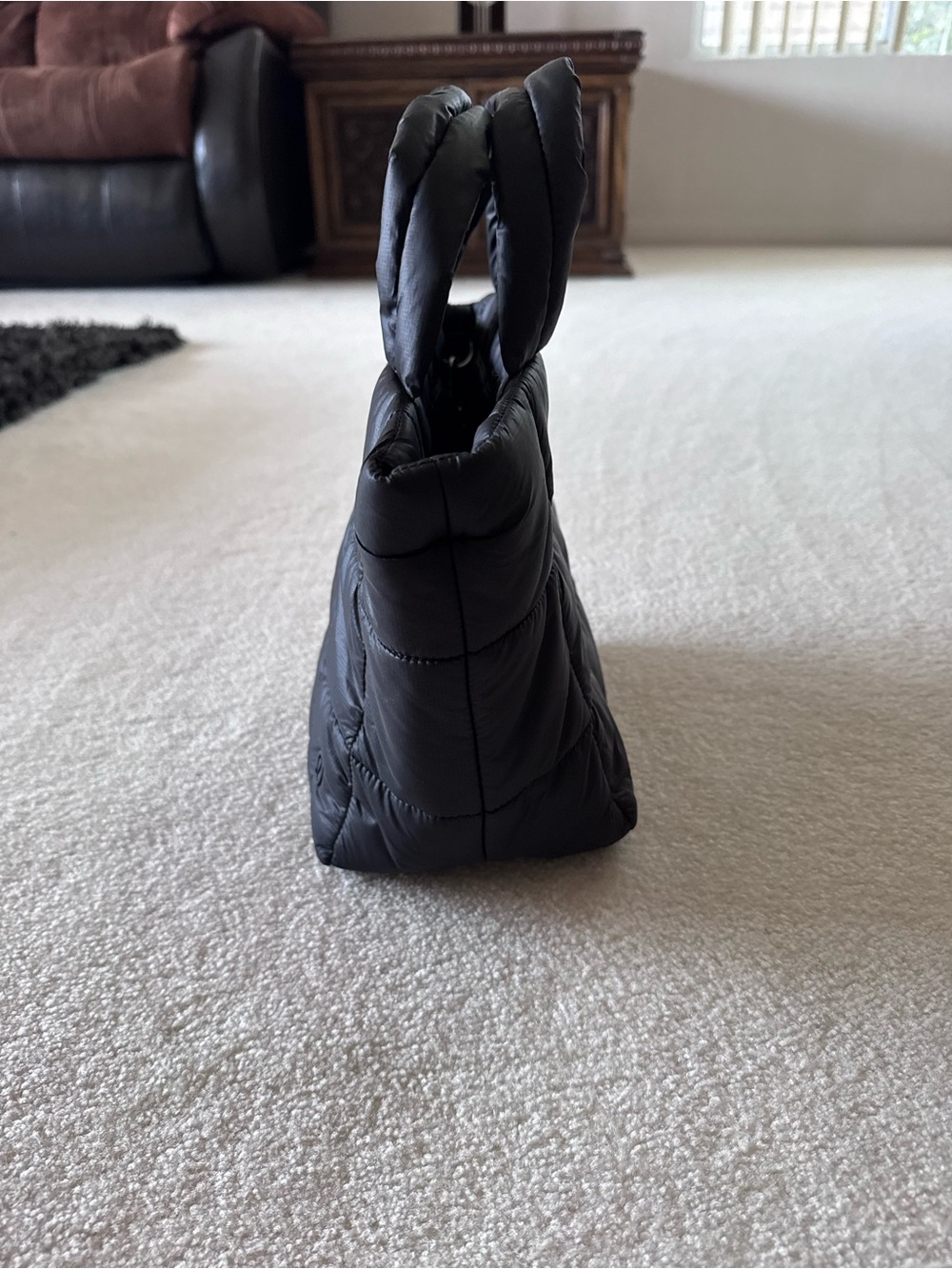 lululemon athletica Black Quilted Tote Bag 5L All Black - Picture 5 of 8